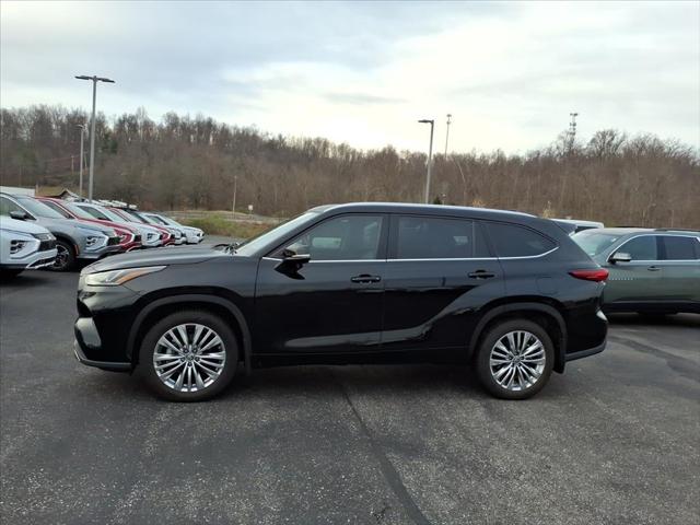 2023 Toyota Highlander Platinum 2023 Toyota Highlander Platinum