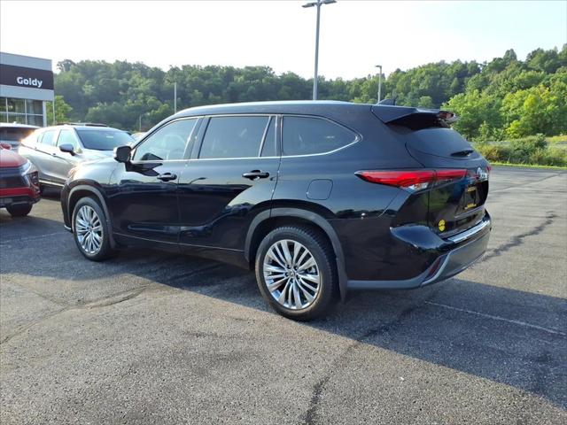 2023 Toyota Highlander Platinum 2023 Toyota Highlander Platinum