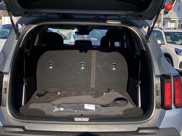2023 Kia Sorento LX