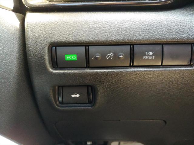 2024 Nissan Sentra SR Xtronic CVT