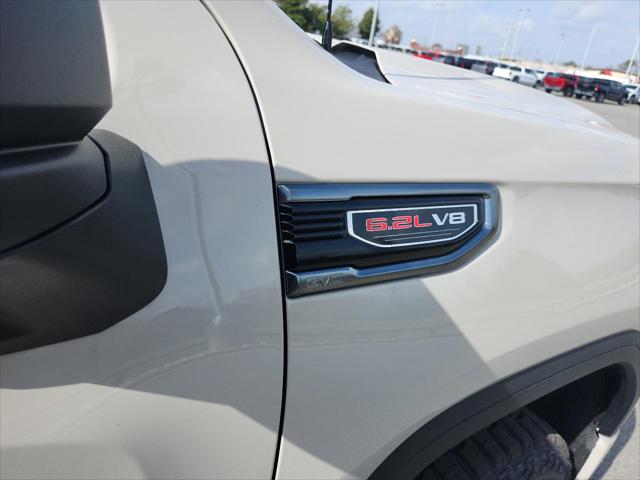 2026 GMC Sierra 1500 Crew Cab, Short Bed, AT4, 4WD