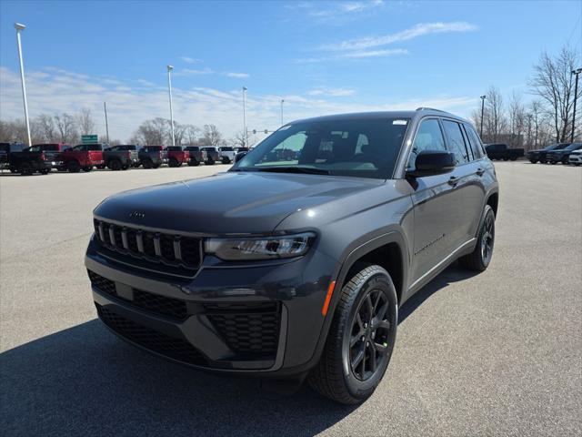 2026 Jeep Grand Cherokee Altitude 4x4 for sale in Woodville, OH
