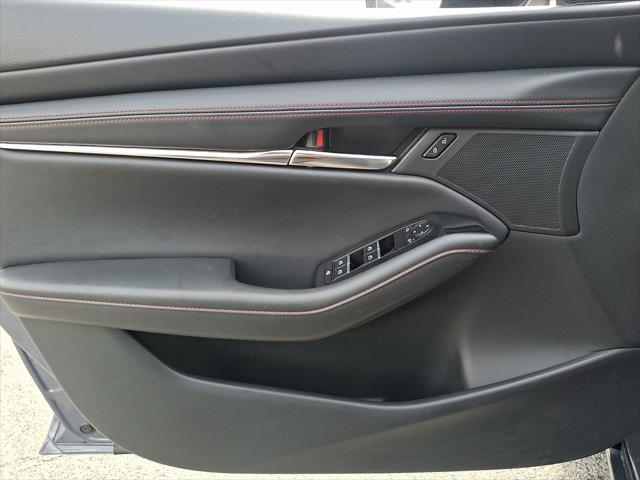 2024 Mazda Mazda3 2.5 S Carbon Edition