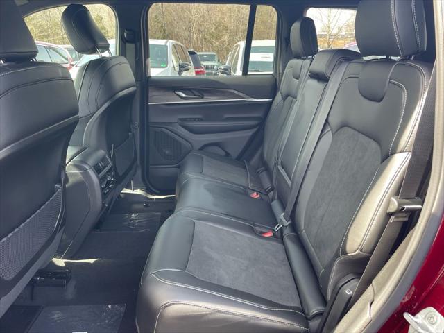 2026 Jeep Grand Cherokee Altitude 4x4
