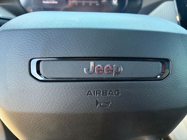 2026 Jeep Cherokee Laredo 4x4