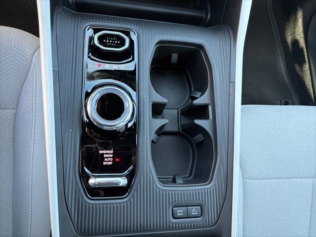 2026 Jeep Cherokee Laredo 4x4