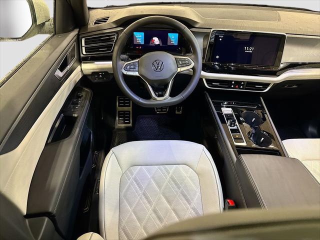 2026 Volkswagen Atlas Cross Sport SEL Premium R-Line