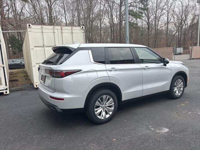 2026 Mitsubishi Outlander ES 1.5T S-AWC