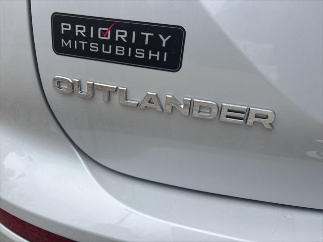 2026 Mitsubishi Outlander ES 1.5T S-AWC