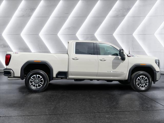 2026 GMC Sierra 2500HD Crew Cab, Standard Bed, SLE, 4WD