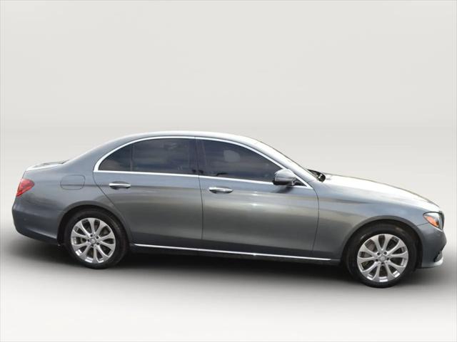 2017 Mercedes-Benz E-CLASS E 300 E 300 4MATIC Sedan 4D