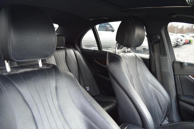 2017 Mercedes-Benz E-CLASS E 300 E 300 4MATIC Sedan 4D