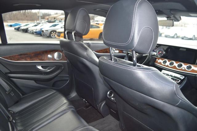 2017 Mercedes-Benz E-CLASS E 300 E 300 4MATIC Sedan 4D