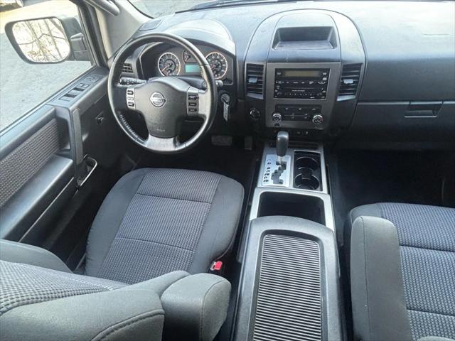 2012 Nissan Titan SV