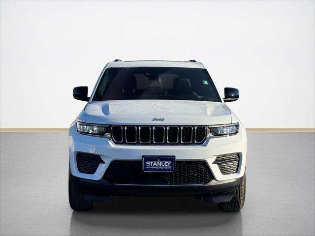 2026 Jeep Grand Cherokee Altitude 4x2