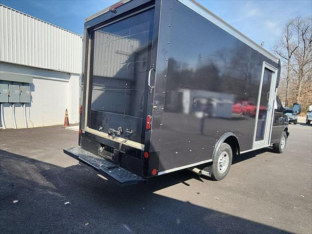 2022 Chevrolet Express Cutaway Work Van