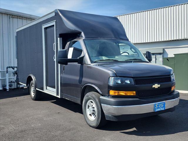 2022 Chevrolet Express Cutaway Work Van