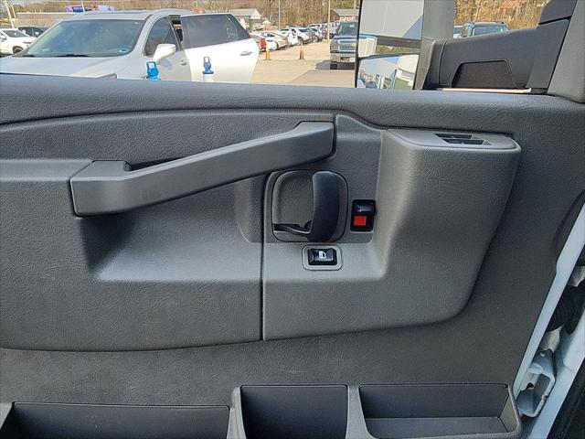 2022 Chevrolet Express Cutaway Work Van
