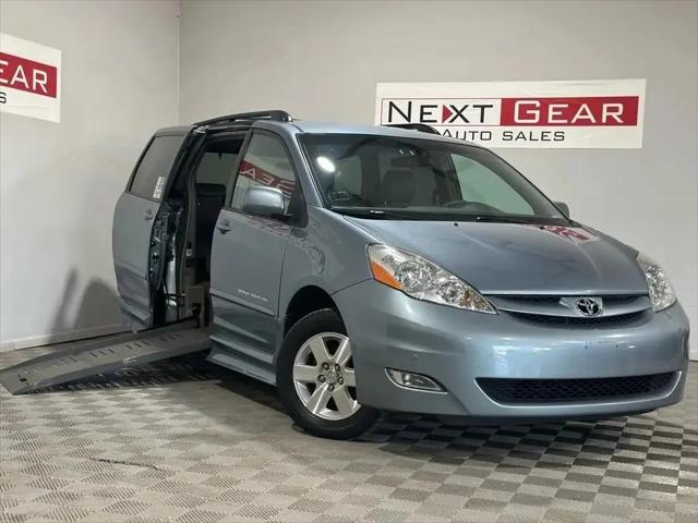 2010 Toyota Sienna XLE for sale in Kokomo, IN
