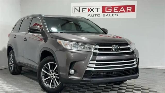 2018 Toyota Highlander XLE for sale in Kokomo, IN