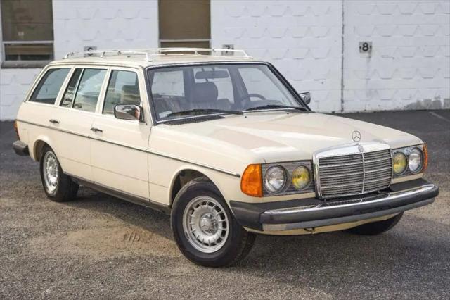 1984 Mercedes-Benz 300 Series 300 TD 4dr Turbodiesel Wagon for sale in Moonachie, NJ