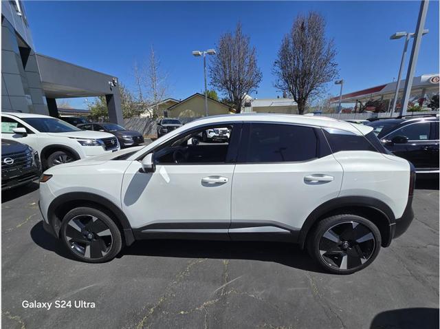 2025 Nissan Kicks SR FWD
