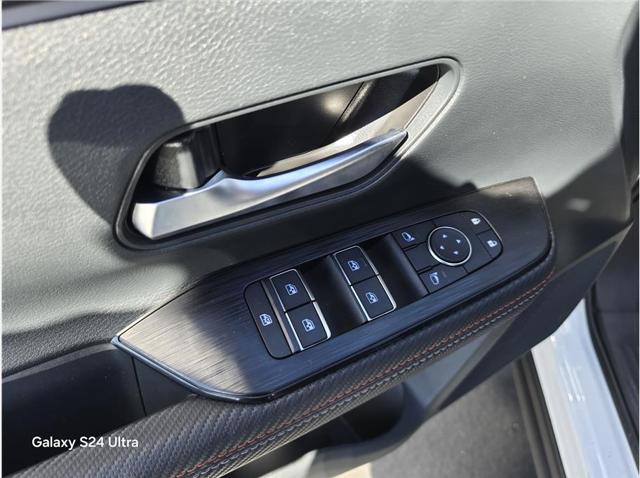 2025 Nissan Kicks SR FWD