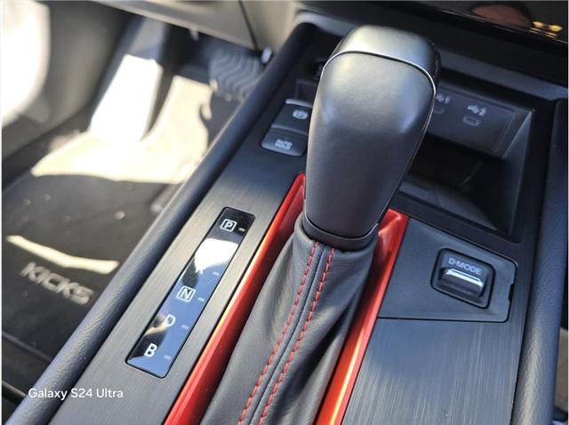 2025 Nissan Kicks SR FWD
