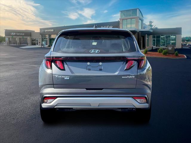 2026 Hyundai Tucson Hybrid Blue SE