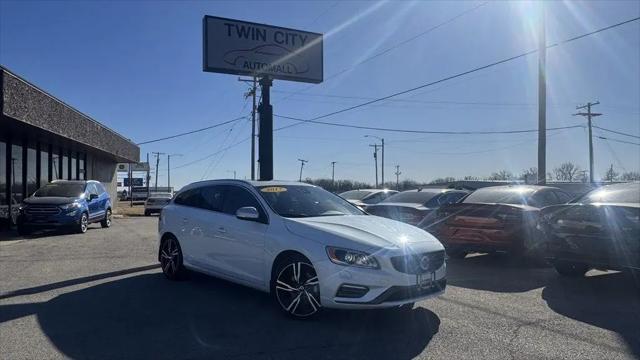 2017 Volvo V60 T6 R-Design Platinum for sale in Bloomington, IL