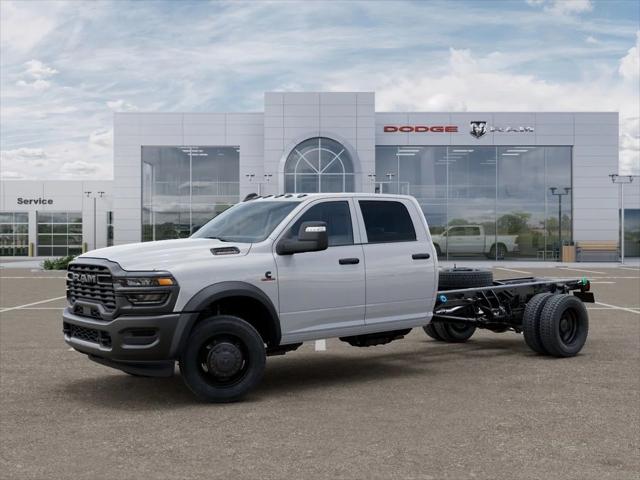 2026 RAM 5500 Chassis RAM 5500 TRADESMAN CHASSIS CREW CAB 4X4 84 CA