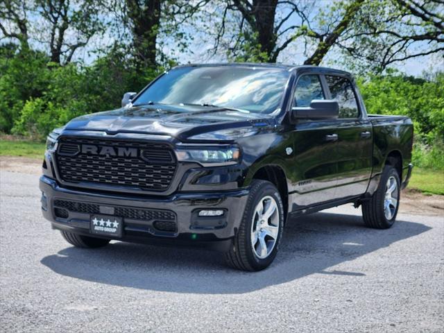 2026 RAM Ram 1500 RAM 1500 EXPRESS CREW CAB 4X2 57 BOX