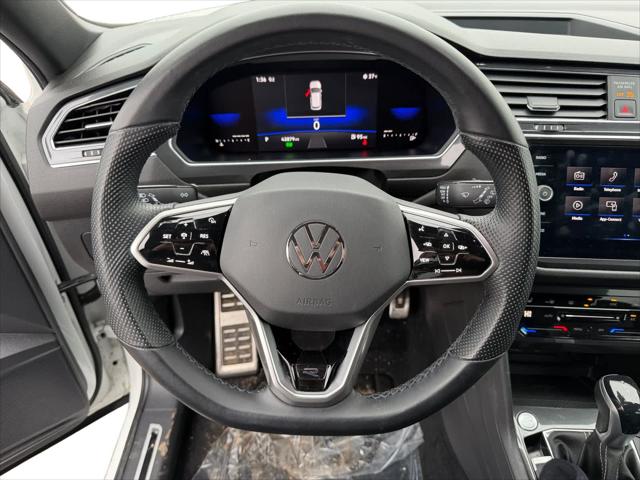 2022 Volkswagen Tiguan 2.0T SE R-Line Black
