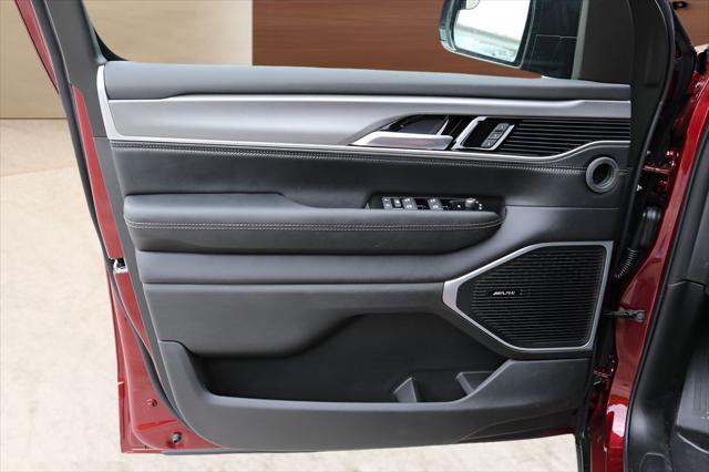 2026 Jeep Grand Wagoneer Upland