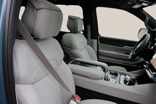 2026 Jeep Grand Wagoneer Summit Obsidian 4x4