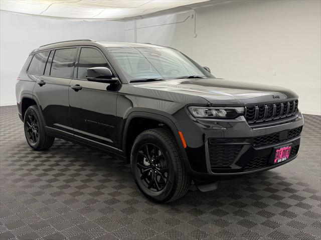 2026 Jeep Grand Cherokee Altitude 4x4