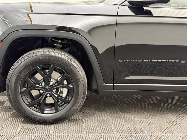 2026 Jeep Grand Cherokee Altitude 4x4