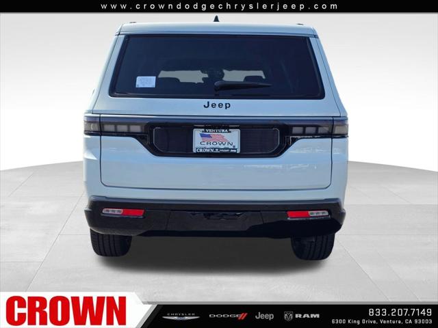 2026 Jeep Grand Wagoneer 4x2