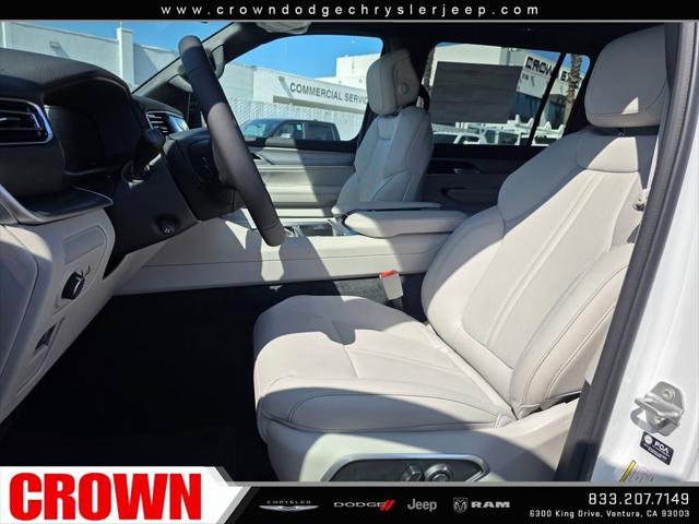 2026 Jeep Grand Wagoneer 4x2