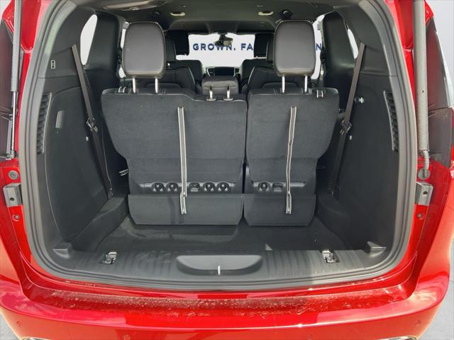 2026 Chrysler Pacifica Select AWD