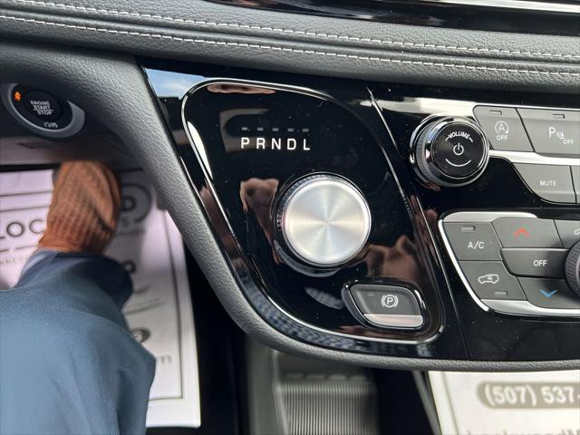 2026 Chrysler Pacifica Select AWD