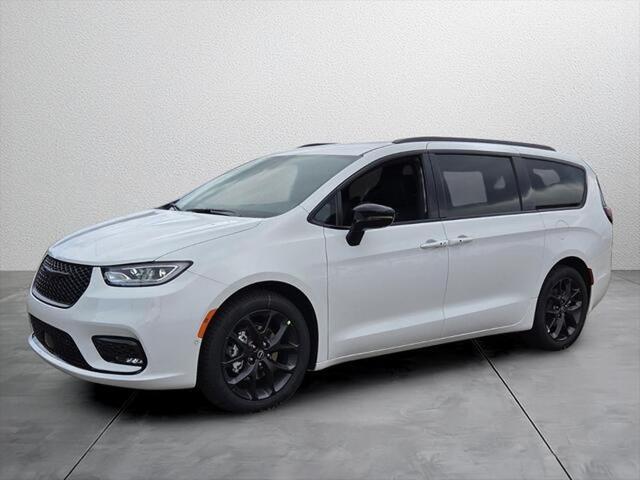 2026 Chrysler Pacifica Select for sale in Wauchula, FL