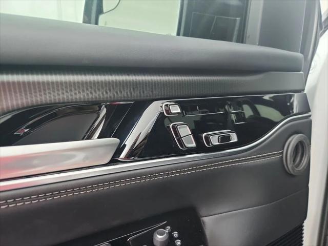 2026 Jeep Grand Wagoneer Summit Obsidian 4x4