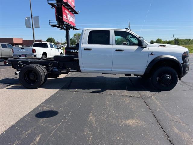 2026 RAM Ram 4500 Chassis Cab RAM 4500 TRADESMAN CHASSIS CREW CAB 4X4 60 CA