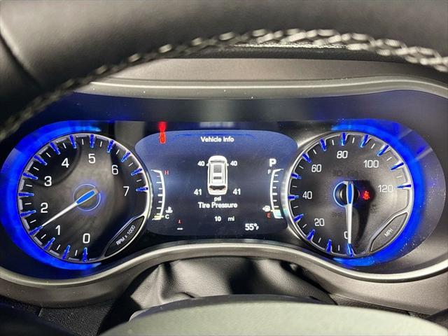 2026 Chrysler Pacifica Select AWD