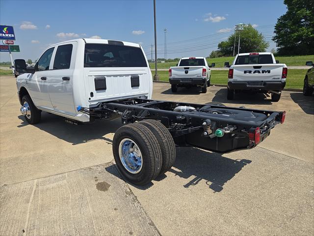 2026 RAM Ram 3500 Chassis Cab RAM 3500 TRADESMAN CREW CAB CHASSIS 4X4 60 CA