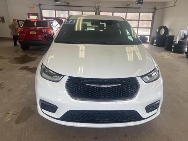 2026 Chrysler Pacifica PACIFICA SELECT