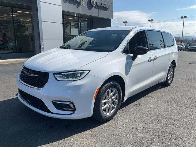 2026 Chrysler Pacifica PACIFICA SELECT