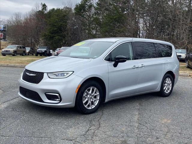 2024 Chrysler Pacifica Touring L for sale in Forest City, NC
