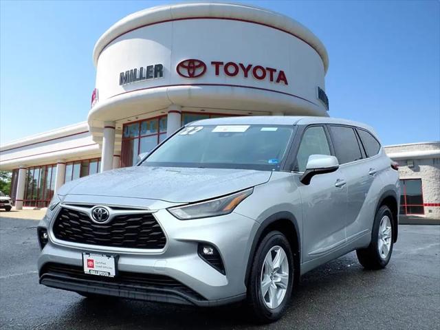 2022 Toyota Highlander LE for sale in Manassas, VA